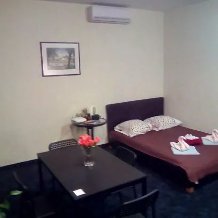 Tanagra Hotell