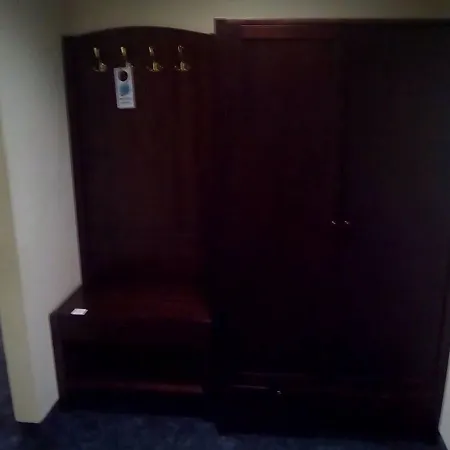 Tanagra Hotell 2*