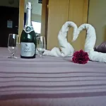 Tanagra Otel 2*