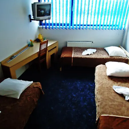Tanagra Hotel 2*