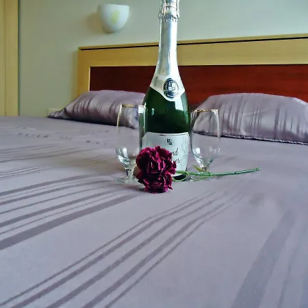Tanagra 2* VNO